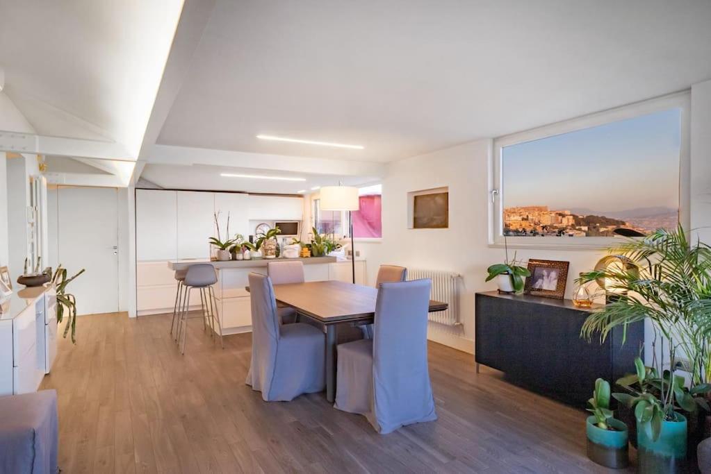 Appartamento The Attic 'Panorama' Napoli Esterno foto