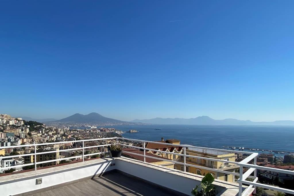 Appartamento The Attic 'Panorama' Napoli Esterno foto